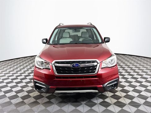 Used 2017 Subaru Forester 2.5i w/ Alloy Wheel Package image 2