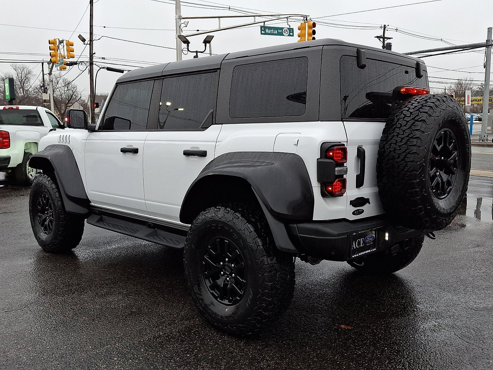 Certified 2023 Ford Bronco Raptor AWD/4WD image 4