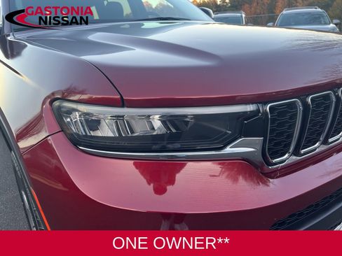 Used 2021 Jeep Grand Cherokee L Limited image 3