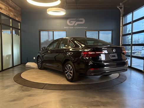 Used 2024 Volkswagen Jetta S FWD image 5