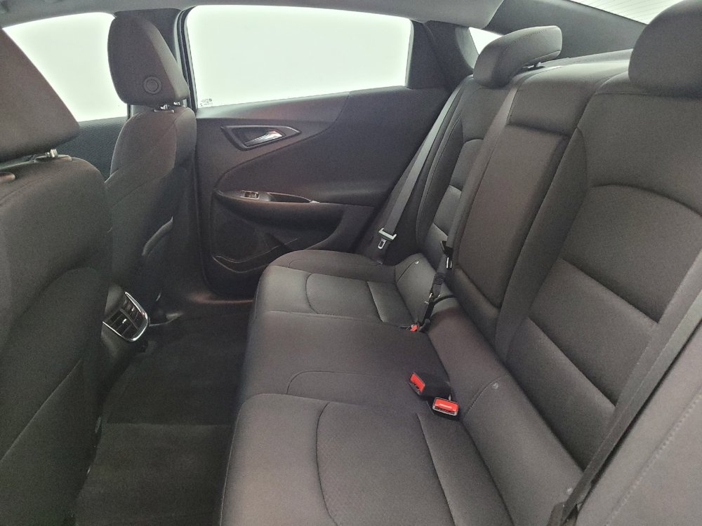 Used 2023 Chevrolet Malibu LT FWD image 18