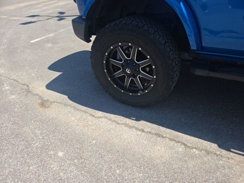 Used 2022 Ford Bronco Outer Banks image 13