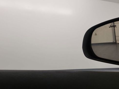 Used 2022 Jeep Compass Limited AWD/4WD image 19