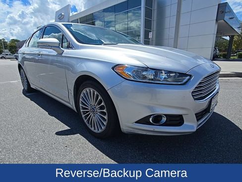 Used 2015 Ford Fusion Titanium FWD image 4