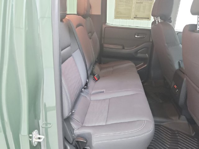 Used 2023 Nissan Frontier SV w/ SV Convenience Package RWD image 38