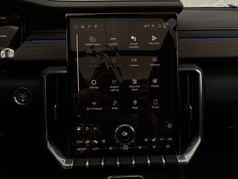 New 2026 GMC Acadia Denali w/ Super Cruise Package image 29