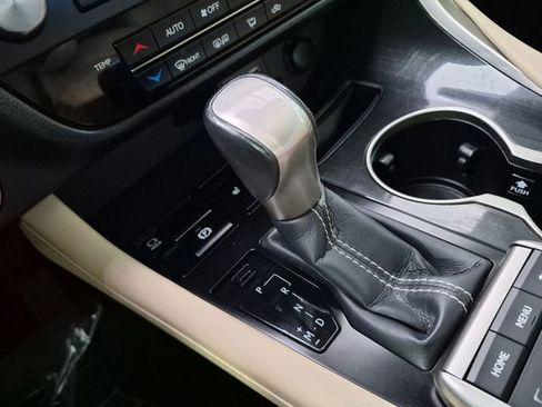 Used 2022 Lexus RX 350 AWD image 12