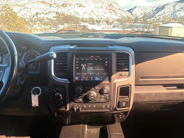Used 2018 RAM 2500 Power Wagon w/ Luxury Group AWD/4WD image 14