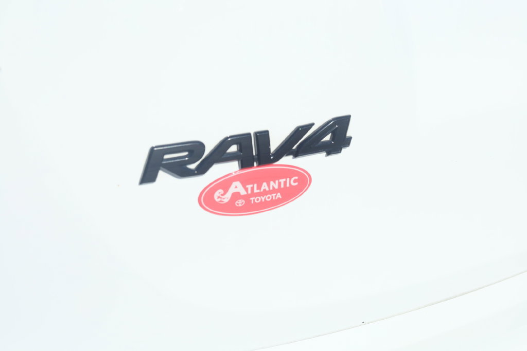 Used 2018 Toyota RAV4 Adventure w/ Cold Weather Package AWD/4WD image 36