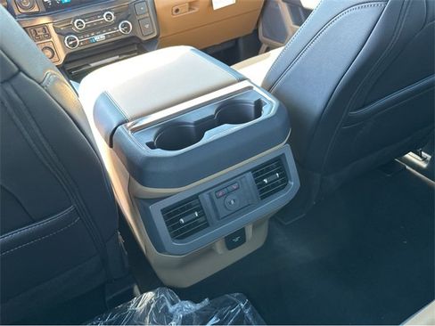 New 2025 Ford F350 Lariat w/ Lariat Ultimate Package image 22