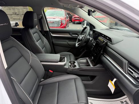 New 2026 GMC Terrain Denali image 23