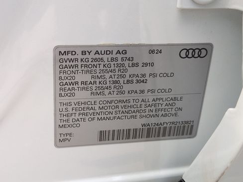 Used 2024 Audi SQ5 Premium Plus w/ Premium Plus Package AWD/4WD image 34