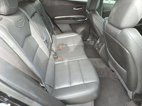 Used 2025 Cadillac XT4 Premium Luxury image 21