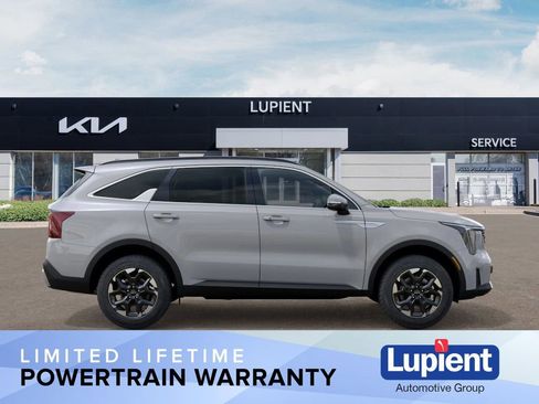 New 2026 Kia Sorento S image 10