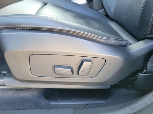 Used 2025 BMW X1 xDrive28i AWD/4WD image 24