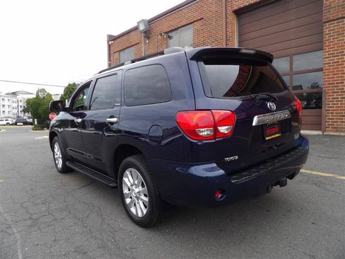 Used 2010 Toyota Sequoia Platinum AWD/4WD image 3