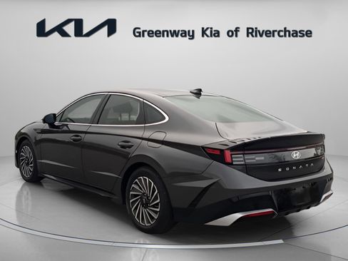 Used 2025 Hyundai Sonata Limited image 5