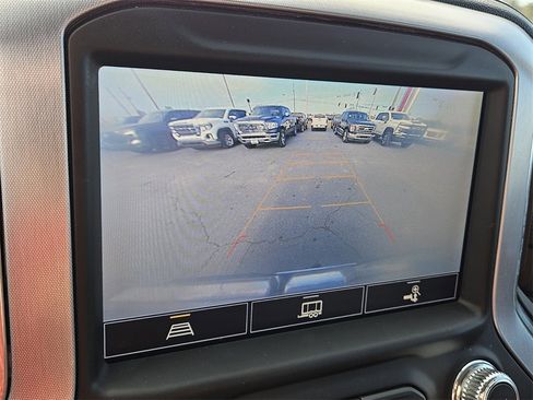 Certified 2022 GMC Sierra 1500 SLT w/ SLT Convenience Package image 21