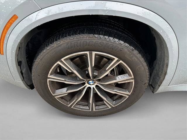 Used 2026 BMW X5 xDrive40i AWD/4WD image 9