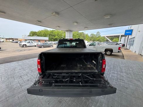 Used 2021 Ford F150 XLT w/ Equipment Group 301A Mid RWD image 9