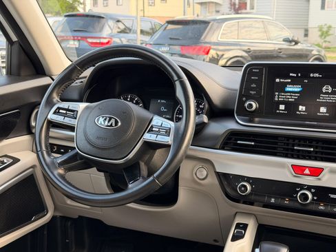 Used 2020 Kia Telluride S AWD/4WD image 36