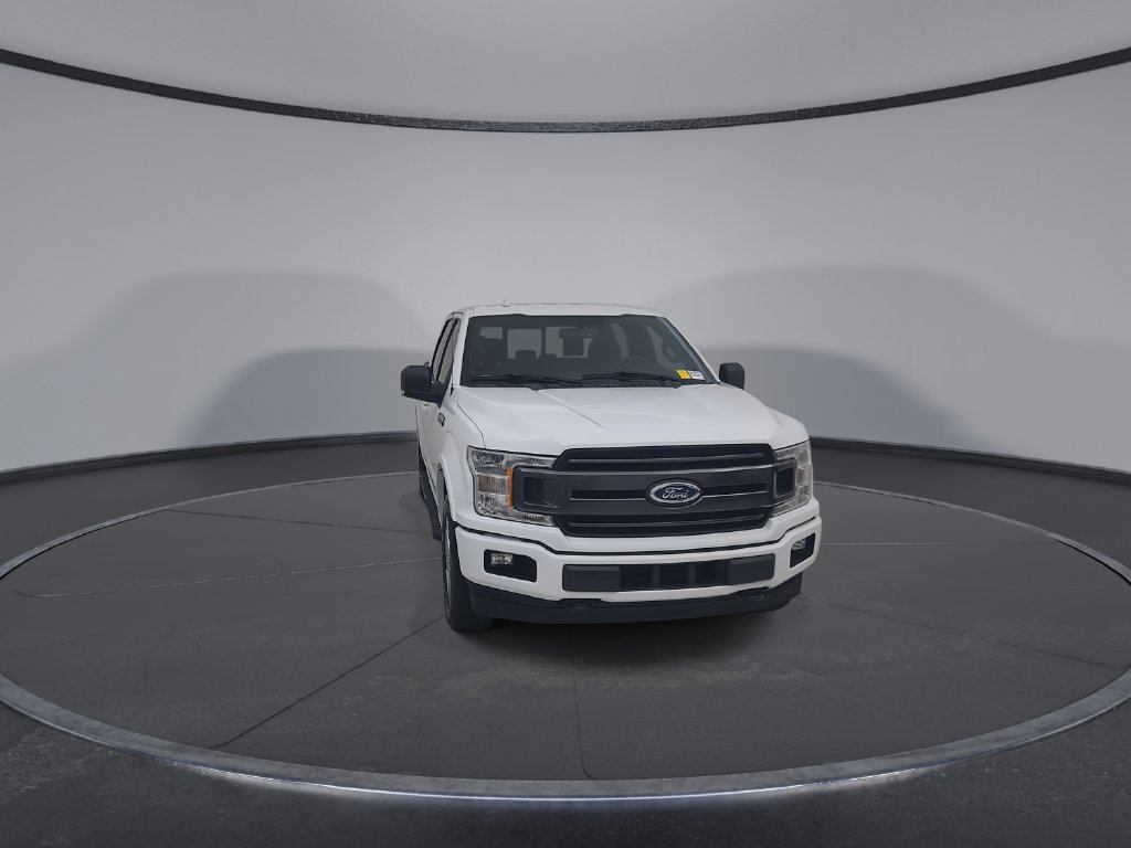 Used 2018 Ford F150 XLT w/ Equipment Group 302A Luxury AWD/4WD image 5