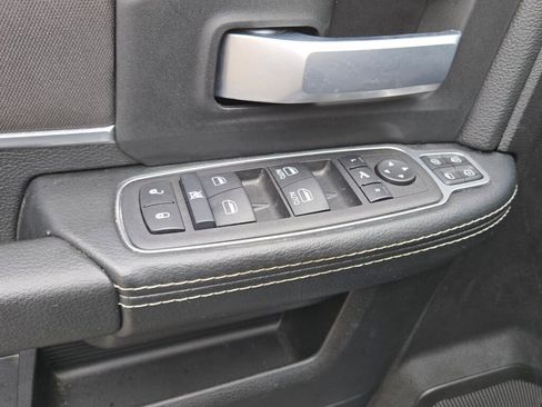 Used 2024 RAM 2500 Big Horn w/ Bed Utility Group image 23