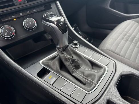 Used 2024 Volkswagen Jetta S image 27