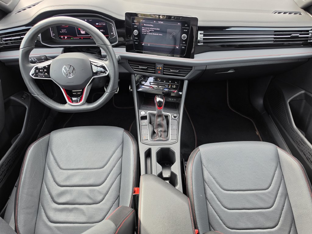 Used 2025 Volkswagen Jetta GLI Autobahn FWD image 12