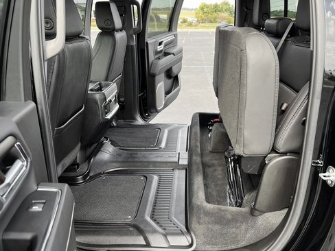 Used 2024 GMC Sierra 2500 Denali w/ Denali Reserve Package image 21