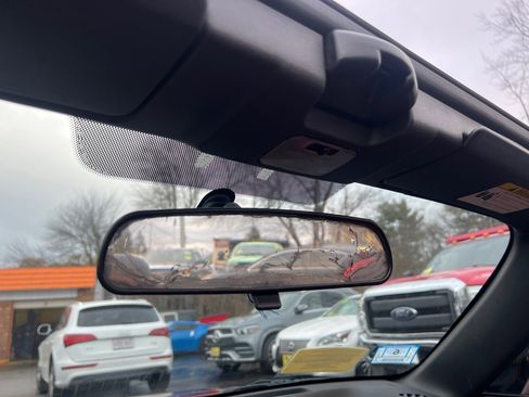 Used 2006 MAZDA MX-5 Miata Grand Touring w/ Premium Pkg image 18