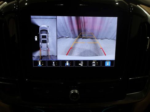 Used 2023 Chevrolet Traverse Premier w/ LPO, Floor Liner Package AWD/4WD image 30