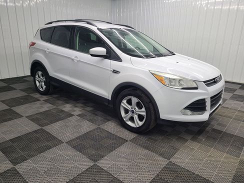 Used 2015 Ford Escape SE image 4