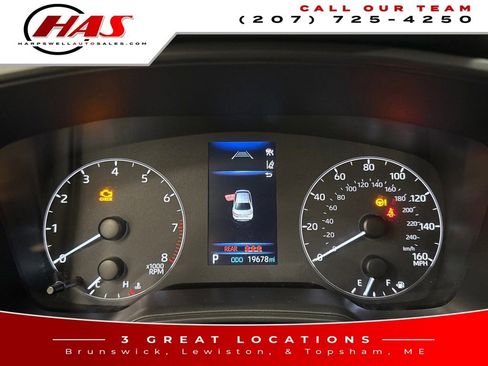 Used 2024 Toyota Corolla LE image 16