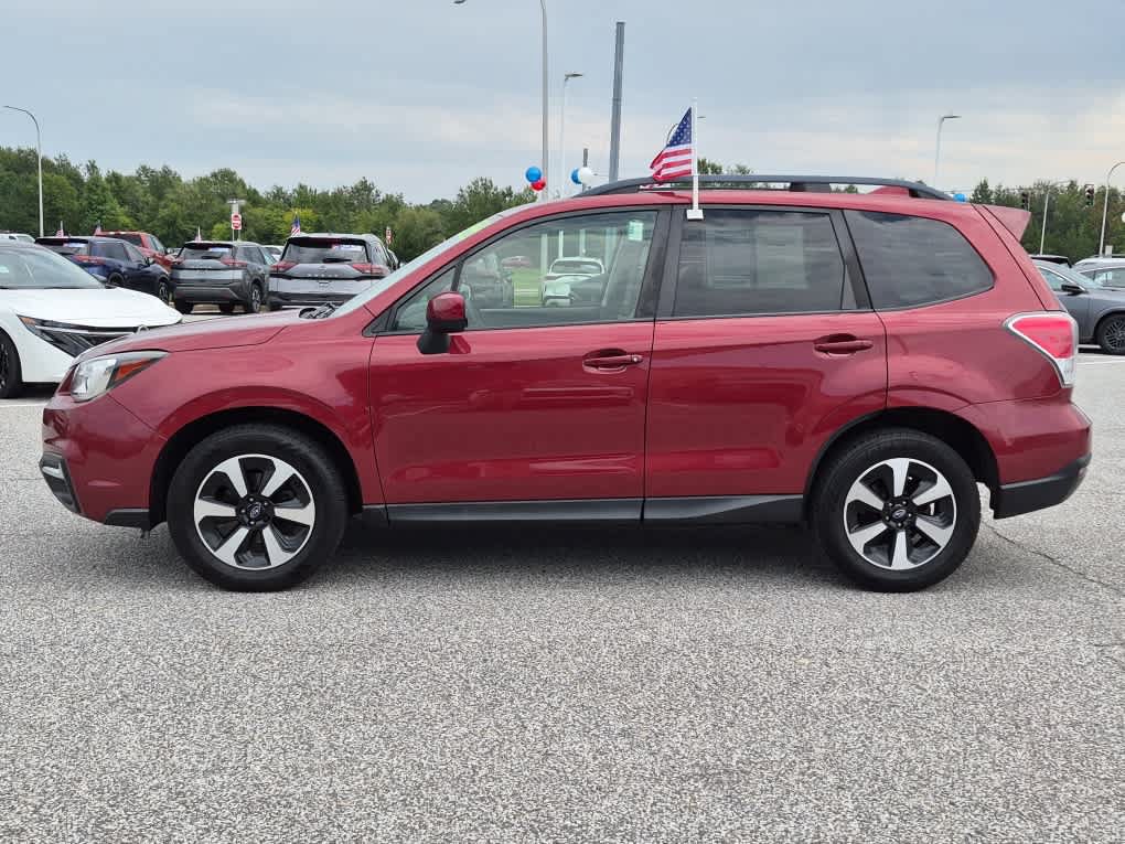 Used 2018 Subaru Forester 2.5i Premium w/ All-Weather Package AWD/4WD image 5