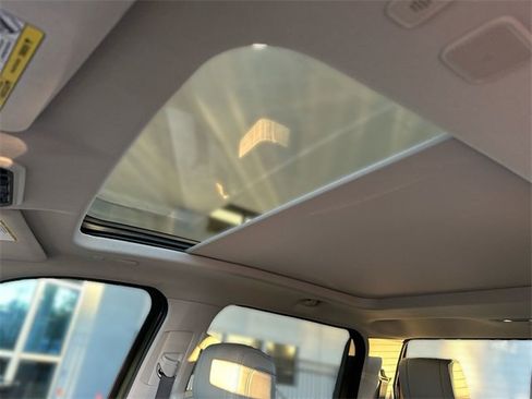 Used 2023 Toyota Tundra Limited image 23