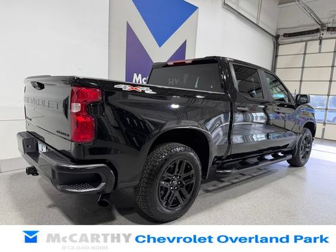 Used 2026 Chevrolet Silverado 1500 Custom w/ Turbomax Blackout Package AWD/4WD image 5