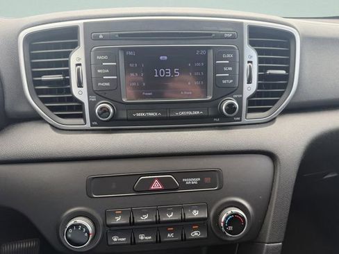 Used 2019 Kia Sportage LX FWD image 21