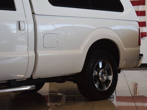 Used 2011 Ford F250 Lariat w/ Lariat Interior Pkg RWD image 19