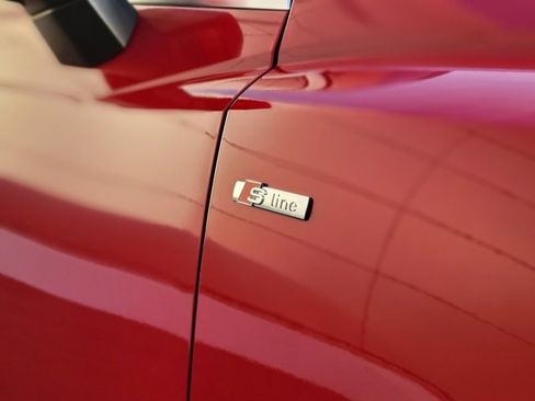 Used 2024 Audi Q3 2.0T Premium image 42