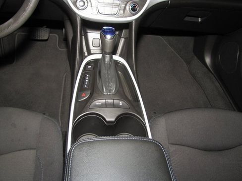 Used 2019 Chevrolet Volt LT image 15