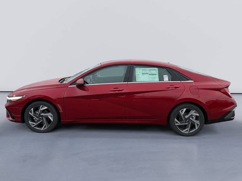 New 2026 Hyundai Elantra Limited image 6