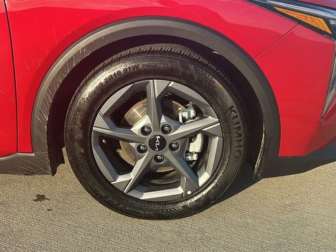 Used 2025 Kia K4 LXS image 14