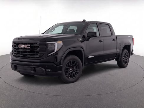 Used 2025 GMC Sierra 1500 Elevation AWD/4WD image 1