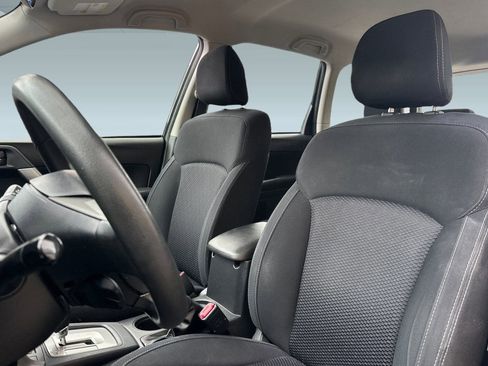 Used 2016 Subaru Forester 2.5i w/ Alloy Wheel Package image 5