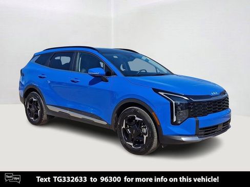 Certified 2026 Kia Sportage EX w/ EX Panorama Roof Package image 1