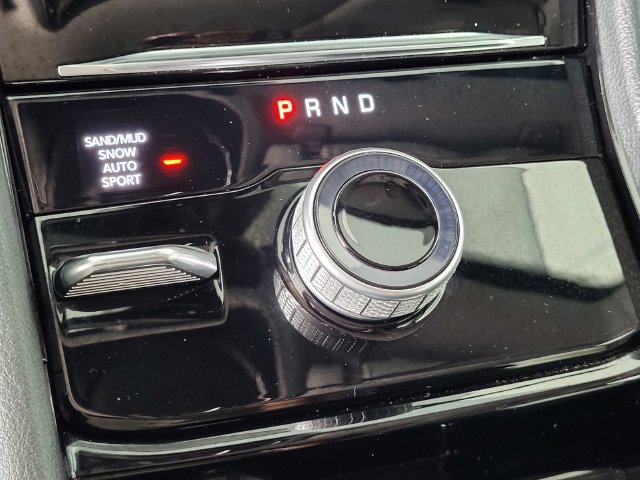 Used 2023 Jeep Grand Cherokee L Limited w/ Luxury Tech Group II AWD/4WD image 19