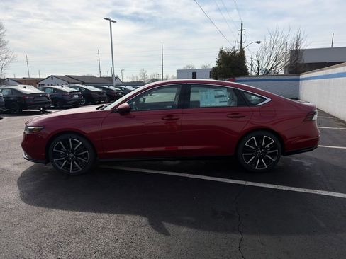 New 2026 Honda Accord Touring image 2