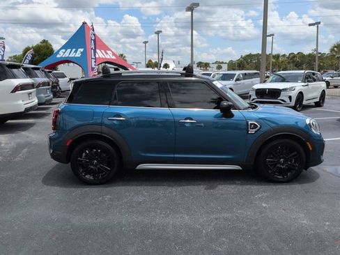 Used 2024 MINI Cooper Countryman S FWD image 3