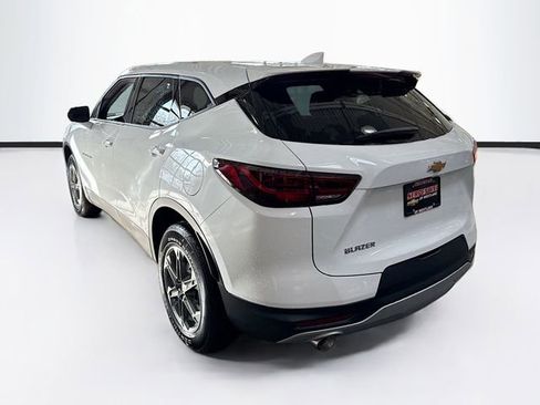 New 2026 Chevrolet Blazer LT image 8